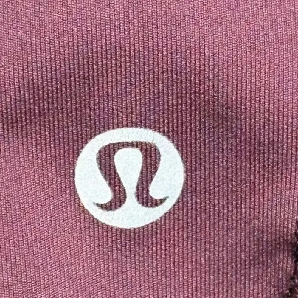 Lululemon $98 Pace Queen Tight *Full On Luxtreme Bordeaux Drama / Raspberry Sz 6